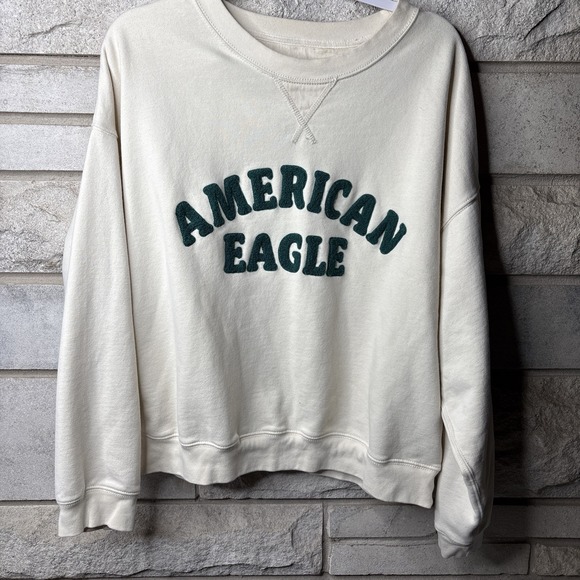 American Eagle Outfitters Tops - American Eagle Sweatshirt Womens Large Ivory Green 3D Logo Crew Neck Pullover